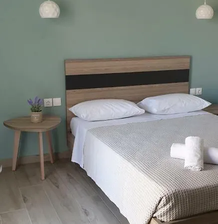 Chriselia 1 נאה רודה